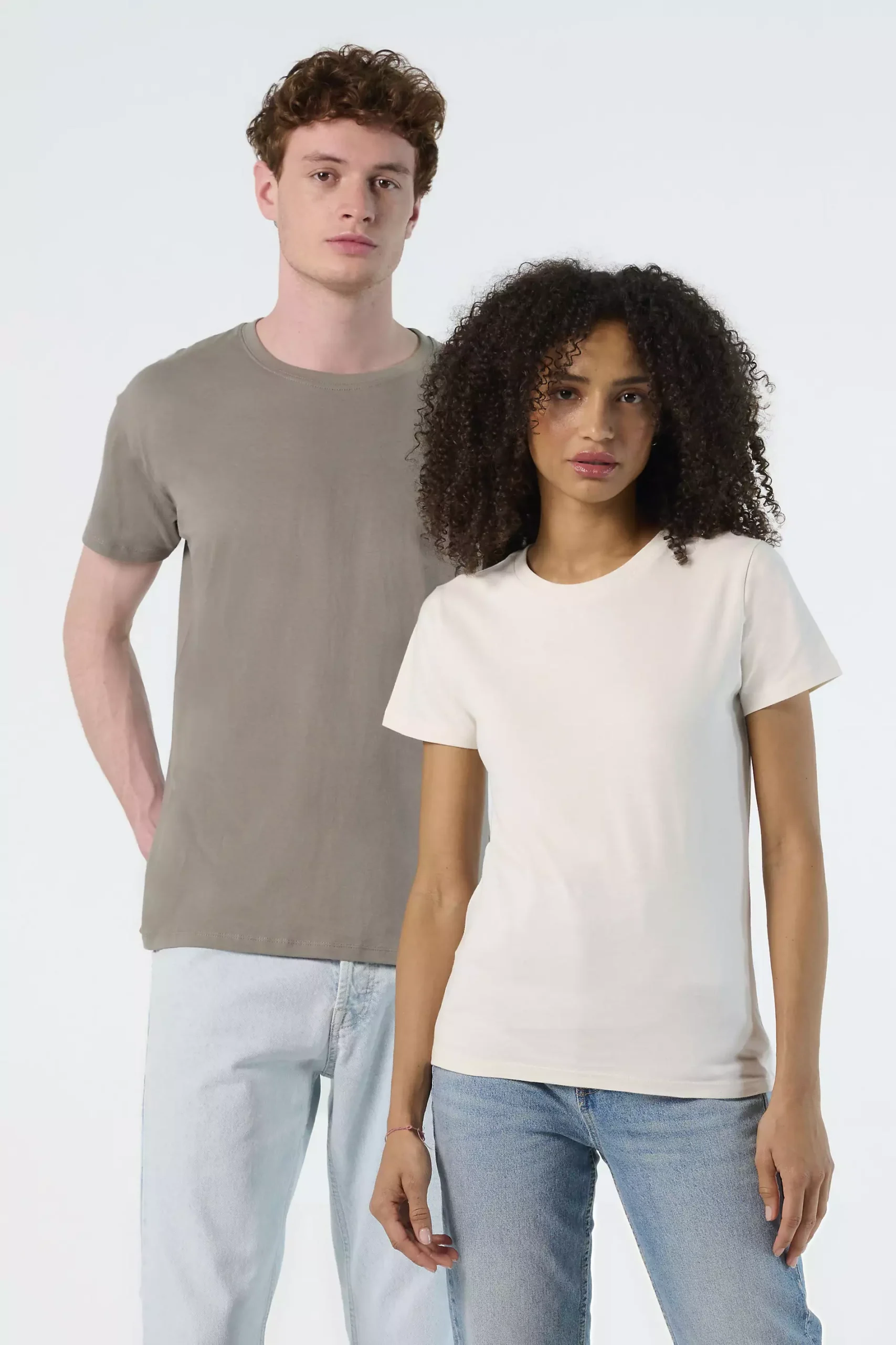 T-shirts personnalisés FlocPro pour entreprises, associations et particuliers – impression et flocage sur mesure.